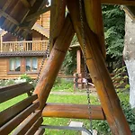 Country house Oselia Lada Tukhlya