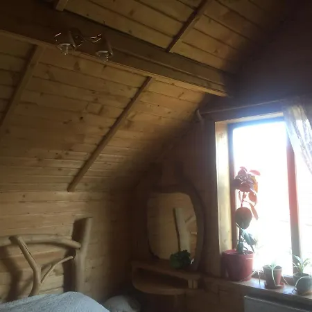 Oselia Lada Летний дом Tukhlya