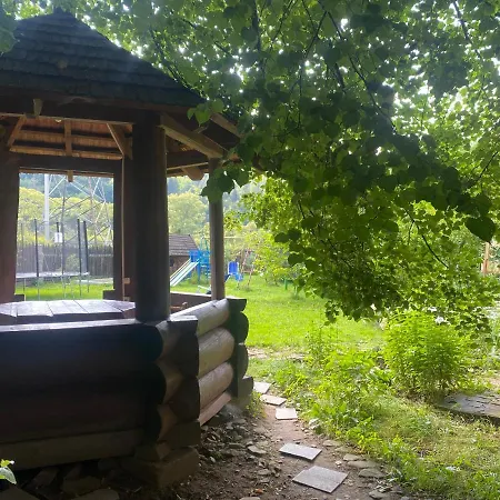 Oselia Lada Kır Evi *