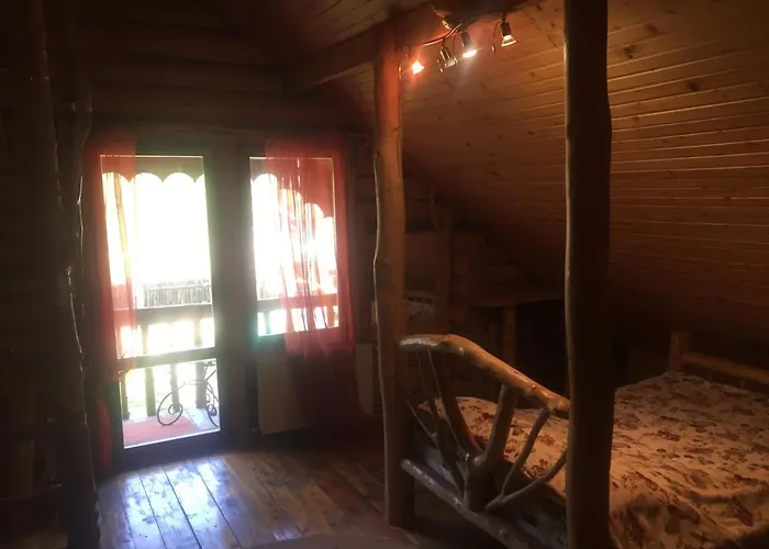 Oselia Lada Kır Evi Tukhlya